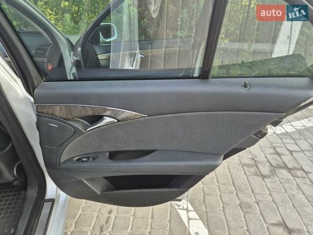 Серый Мерседес Е-Класс, объемом двигателя 1.8 л и пробегом 219 тыс. км за 10500 $, фото 15 на Automoto.ua