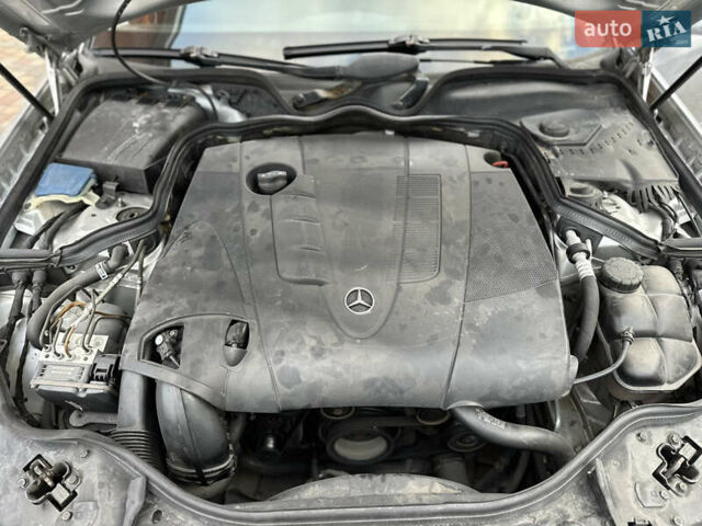 Сірий Мерседес Е-Клас, об'ємом двигуна 2.2 л та пробігом 319 тис. км за 7200 $, фото 15 на Automoto.ua