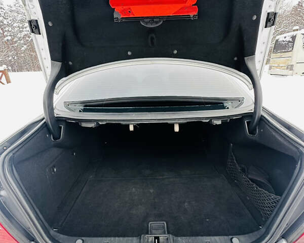 Сірий Мерседес Е-Клас, об'ємом двигуна 1.8 л та пробігом 219 тис. км за 7950 $, фото 23 на Automoto.ua