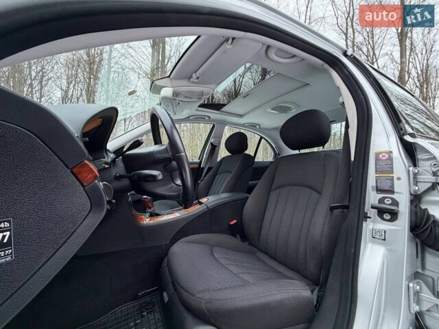 Сірий Мерседес Е-Клас, об'ємом двигуна 1.8 л та пробігом 176 тис. км за 9500 $, фото 24 на Automoto.ua