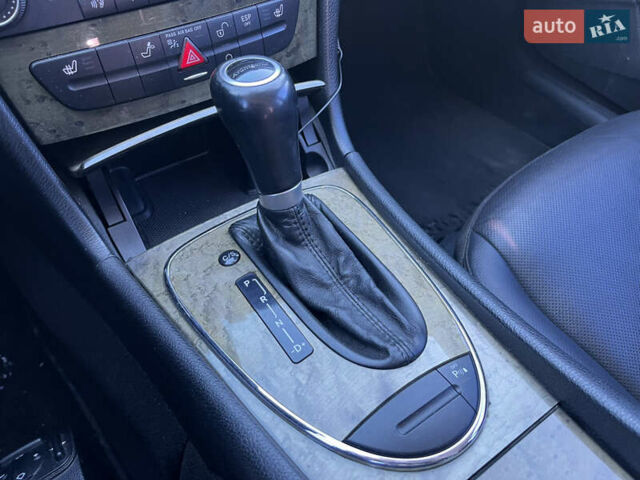 Серый Мерседес Е-Класс, объемом двигателя 3 л и пробегом 261 тыс. км за 10500 $, фото 13 на Automoto.ua