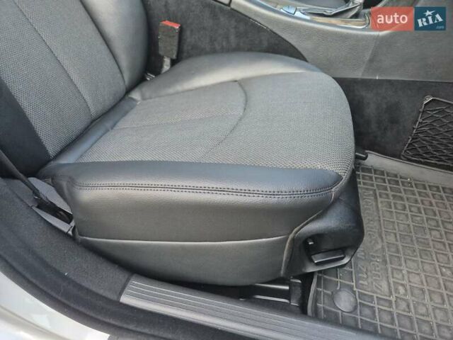 Серый Мерседес Е-Класс, объемом двигателя 1.8 л и пробегом 219 тыс. км за 10500 $, фото 11 на Automoto.ua