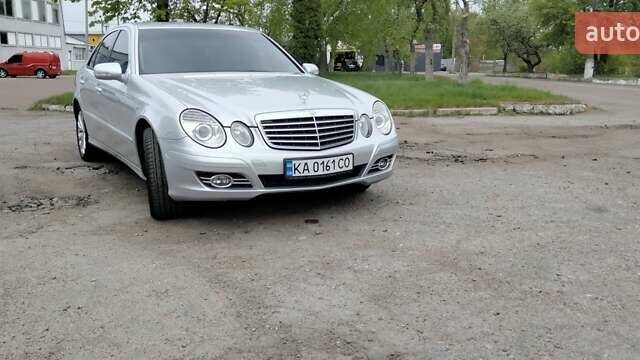 Серый Мерседес Е-Класс, объемом двигателя 2.15 л и пробегом 347 тыс. км за 9350 $, фото 1 на Automoto.ua