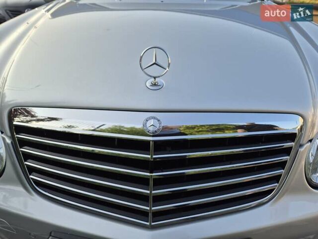 Серый Мерседес Е-Класс, объемом двигателя 1.8 л и пробегом 219 тыс. км за 10500 $, фото 39 на Automoto.ua