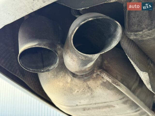 Сірий Мерседес Е-Клас, об'ємом двигуна 2.2 л та пробігом 295 тис. км за 9999 $, фото 109 на Automoto.ua