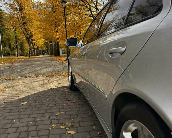 Мерседес Е-Клас 2008 у Львові на Automoto.ua Сірий Мерседес Е-Клас, об'ємом двигуна 2.99 л та пробігом 319 тис. км за 11500 $, фото 17 на Automoto.ua