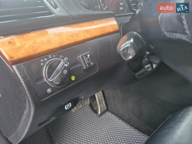 Сірий Мерседес Е-Клас, об'ємом двигуна 1.8 л та пробігом 254 тис. км за 7700 $, фото 29 на Automoto.ua