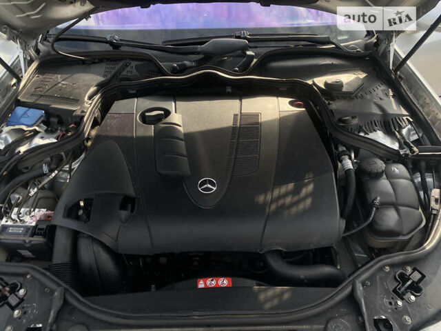 Серый Мерседес Е-Класс, объемом двигателя 2.2 л и пробегом 317 тыс. км за 7999 $, фото 6 на Automoto.ua