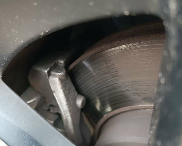 Серый Мерседес Е-Класс, объемом двигателя 2.15 л и пробегом 259 тыс. км за 10400 $, фото 15 на Automoto.ua