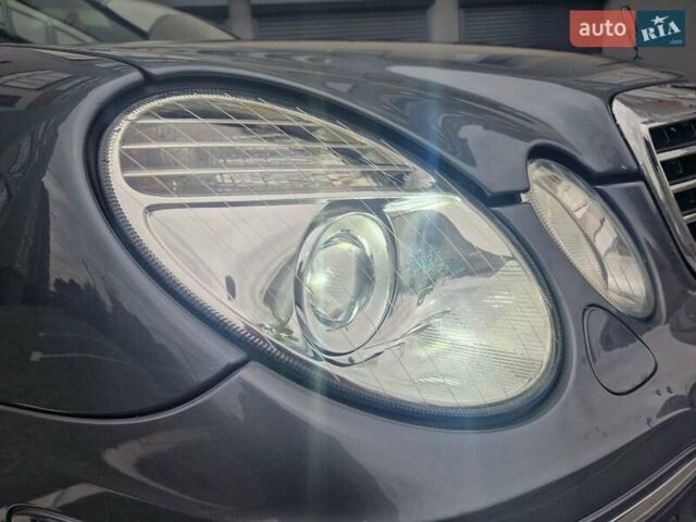 Сірий Мерседес Е-Клас, об'ємом двигуна 1.8 л та пробігом 257 тис. км за 7800 $, фото 22 на Automoto.ua