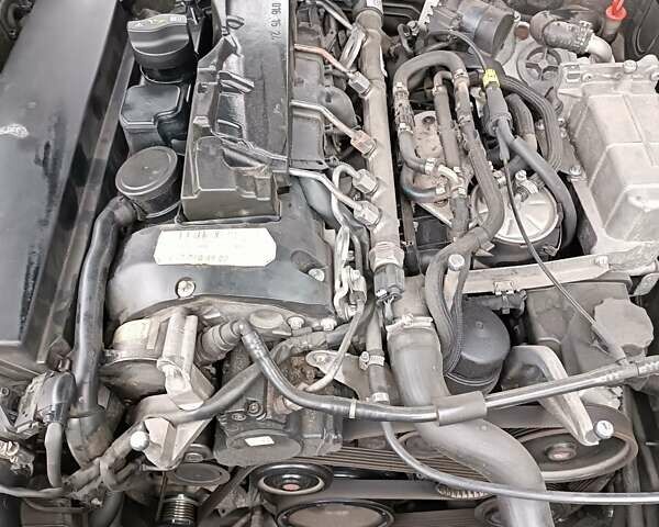 Серый Мерседес Е-Класс, объемом двигателя 2.15 л и пробегом 259 тыс. км за 10400 $, фото 32 на Automoto.ua