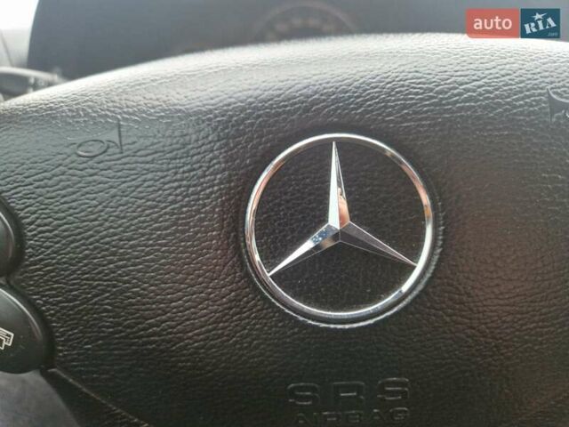 Сірий Мерседес Е-Клас, об'ємом двигуна 1.8 л та пробігом 257 тис. км за 7800 $, фото 32 на Automoto.ua