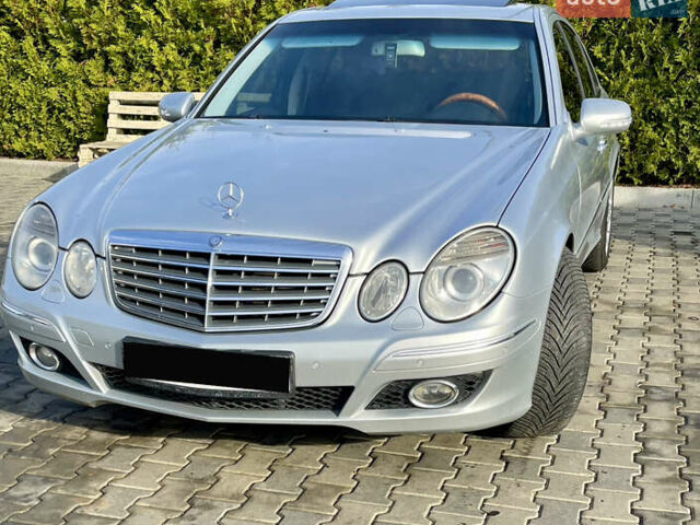 Серый Мерседес Е-Класс, объемом двигателя 2.1 л и пробегом 366 тыс. км за 11000 $, фото 17 на Automoto.ua