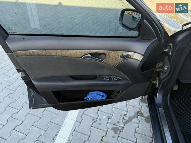 Сірий Мерседес Е-Клас, об'ємом двигуна 2.15 л та пробігом 502 тис. км за 8700 $, фото 33 на Automoto.ua