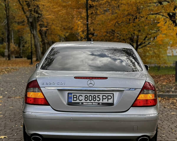 Мерседес Е-Клас 2008 у Львові на Automoto.ua Сірий Мерседес Е-Клас, об'ємом двигуна 2.99 л та пробігом 319 тис. км за 11500 $, фото 24 на Automoto.ua