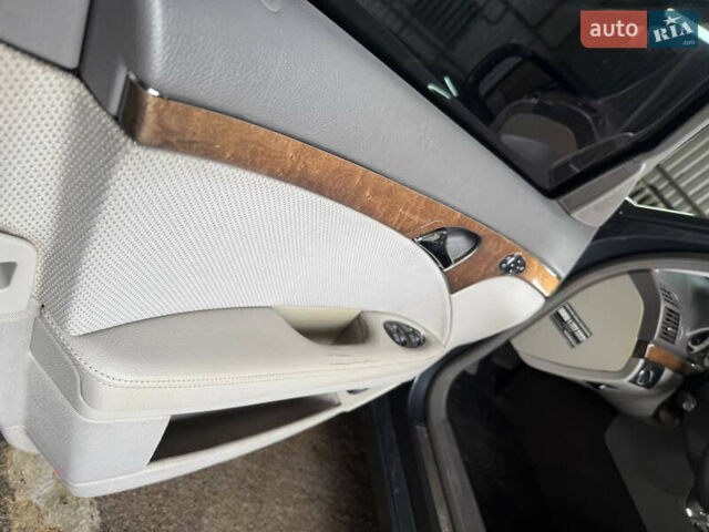 Сірий Мерседес Е-Клас, об'ємом двигуна 2.15 л та пробігом 339 тис. км за 9550 $, фото 13 на Automoto.ua