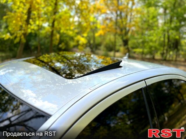 Серый Мерседес Е-Класс, объемом двигателя 2.1 л и пробегом 345 тыс. км за 11500 $, фото 3 на Automoto.ua