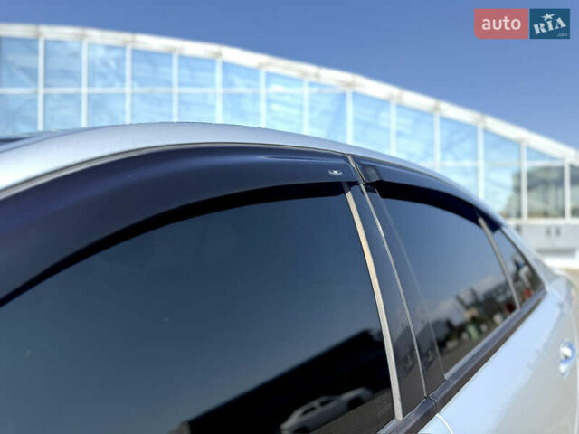 Мерседес Е-Клас 2008 у Києві на Automoto.ua Сірий Мерседес Е-Клас, об'ємом двигуна 2.2 л та пробігом 337 тис. км за 9600 $, фото 7 на Automoto.ua