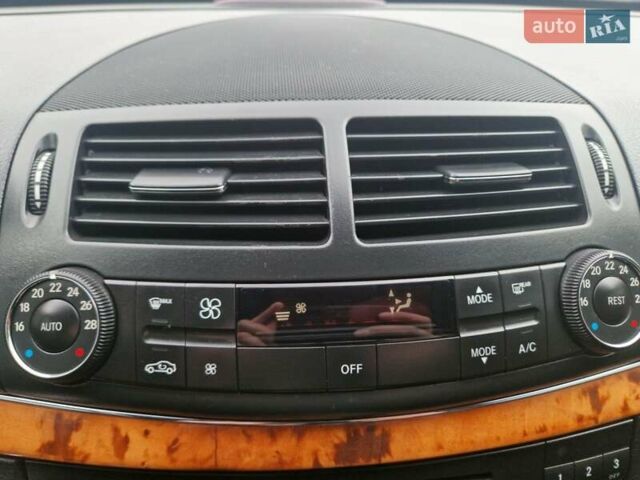 Сірий Мерседес Е-Клас, об'ємом двигуна 1.8 л та пробігом 257 тис. км за 7800 $, фото 26 на Automoto.ua