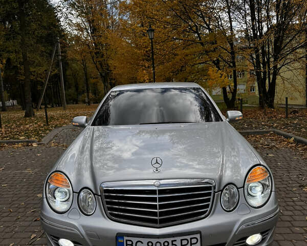 Мерседес Е-Клас 2008 у Львові на Automoto.ua Сірий Мерседес Е-Клас, об'ємом двигуна 2.99 л та пробігом 319 тис. км за 11500 $, фото 2 на Automoto.ua