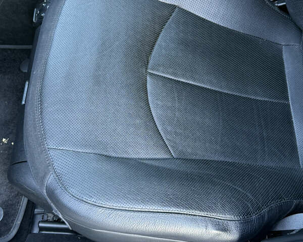 Серый Мерседес Е-Класс, объемом двигателя 3 л и пробегом 240 тыс. км за 15000 $, фото 13 на Automoto.ua