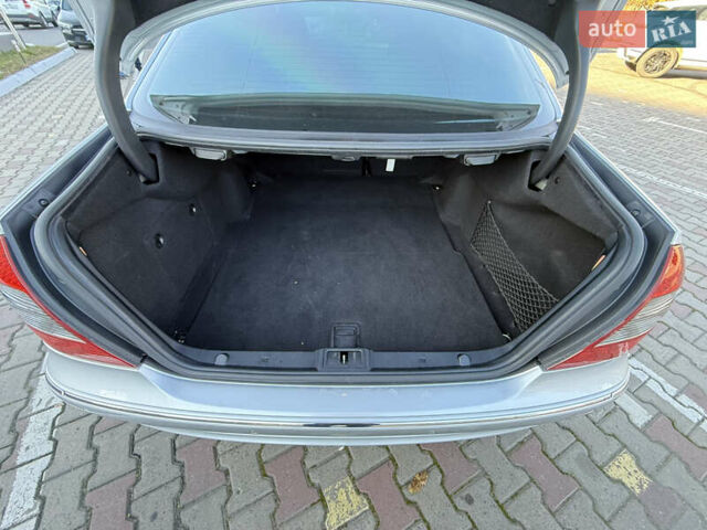 Серый Мерседес Е-Класс, объемом двигателя 3 л и пробегом 240 тыс. км за 15000 $, фото 18 на Automoto.ua