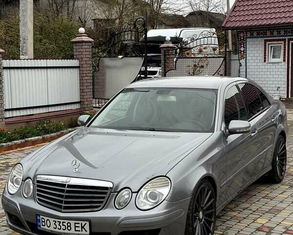 Серый Мерседес Е-Класс, объемом двигателя 2.2 л и пробегом 161 тыс. км за 9599 $, фото 16 на Automoto.ua