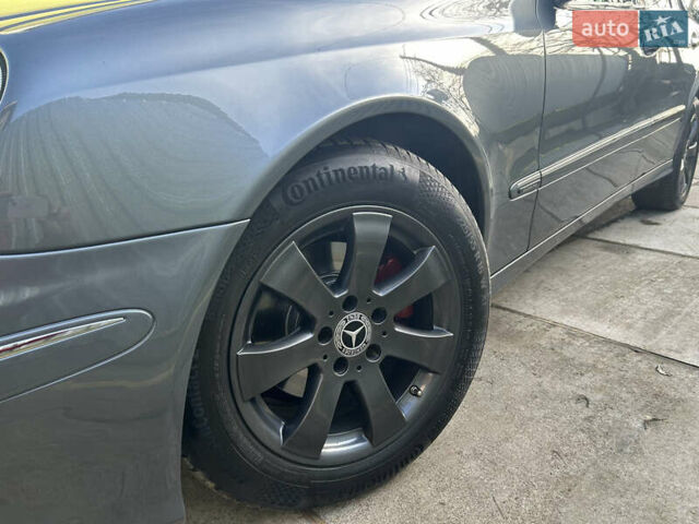 Серый Мерседес Е-Класс, объемом двигателя 2.15 л и пробегом 249 тыс. км за 13100 $, фото 17 на Automoto.ua