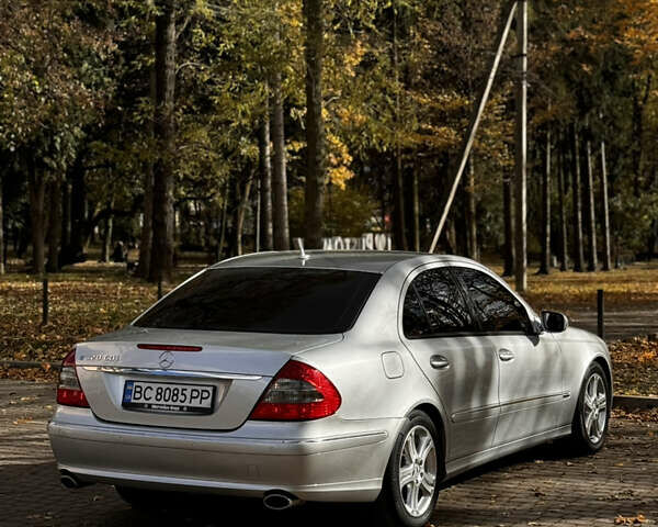 Мерседес Е-Клас 2008 у Львові на Automoto.ua Сірий Мерседес Е-Клас, об'ємом двигуна 2.99 л та пробігом 319 тис. км за 11500 $, фото 14 на Automoto.ua