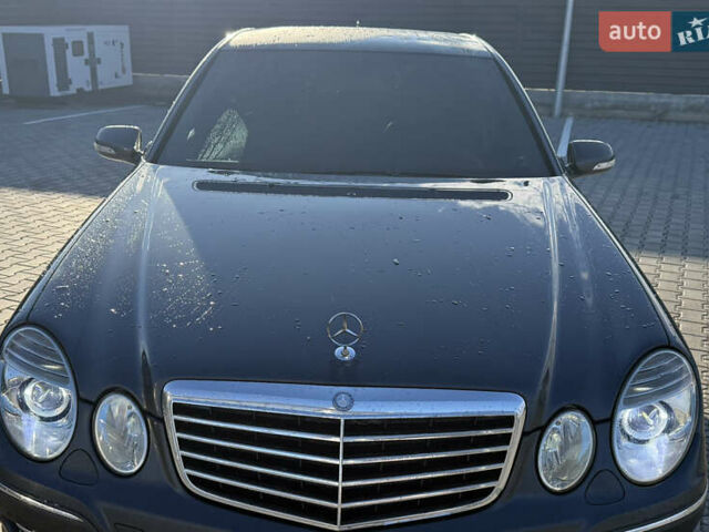 Сірий Мерседес Е-Клас, об'ємом двигуна 2.15 л та пробігом 502 тис. км за 8700 $, фото 19 на Automoto.ua