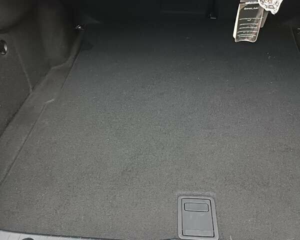 Серый Мерседес Е-Класс, объемом двигателя 2.15 л и пробегом 259 тыс. км за 10400 $, фото 43 на Automoto.ua