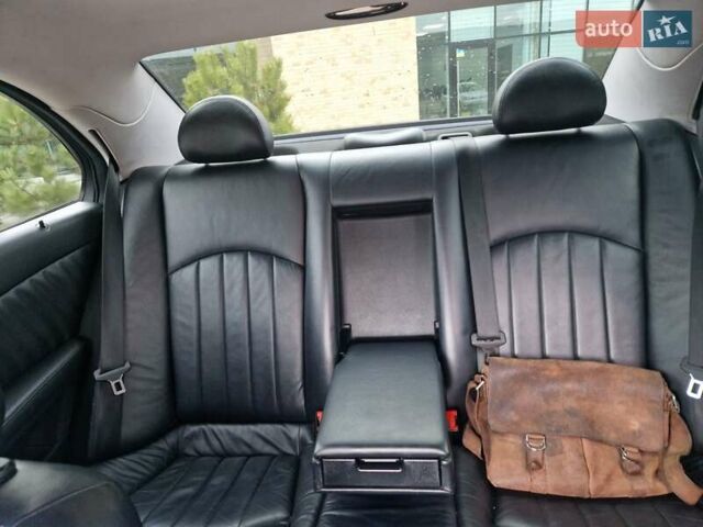 Серый Мерседес Е-Класс, объемом двигателя 1.8 л и пробегом 256 тыс. км за 8600 $, фото 22 на Automoto.ua