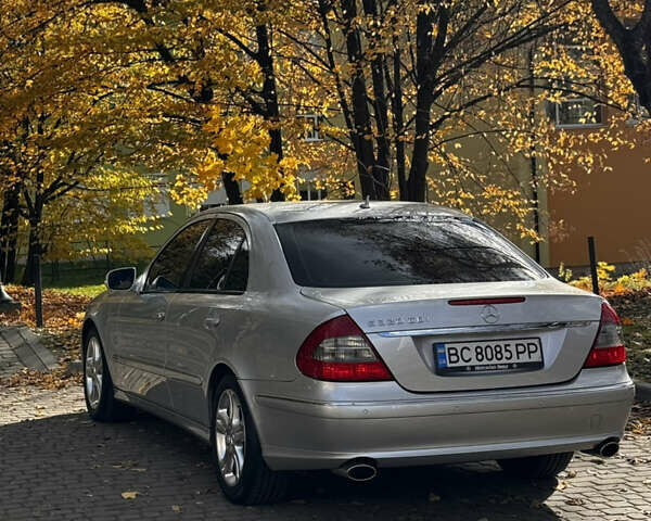 Мерседес Е-Клас 2008 у Львові на Automoto.ua Сірий Мерседес Е-Клас, об'ємом двигуна 2.99 л та пробігом 319 тис. км за 11500 $, фото 13 на Automoto.ua