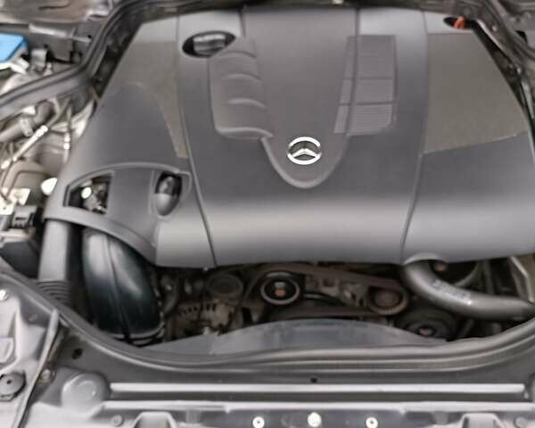 Серый Мерседес Е-Класс, объемом двигателя 2.15 л и пробегом 259 тыс. км за 10400 $, фото 29 на Automoto.ua