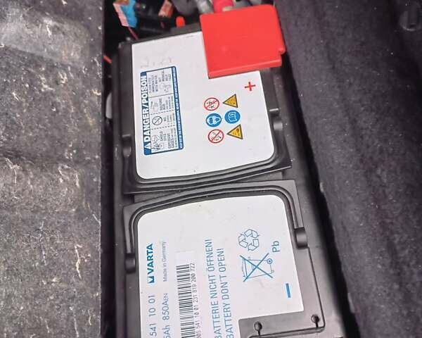 Серый Мерседес Е-Класс, объемом двигателя 2.15 л и пробегом 259 тыс. км за 10400 $, фото 41 на Automoto.ua