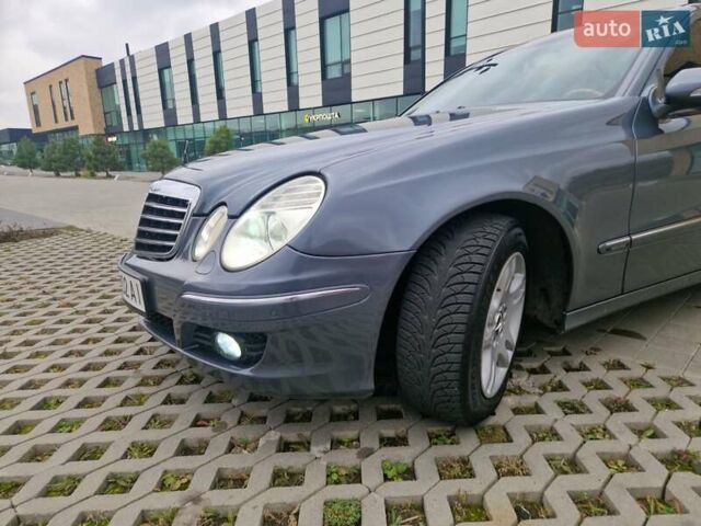 Серый Мерседес Е-Класс, объемом двигателя 1.8 л и пробегом 256 тыс. км за 8600 $, фото 15 на Automoto.ua