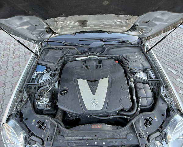 Серый Мерседес Е-Класс, объемом двигателя 3 л и пробегом 240 тыс. км за 15000 $, фото 32 на Automoto.ua