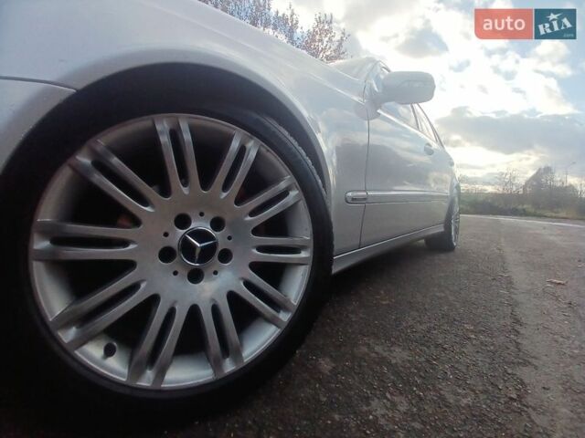 Серый Мерседес Е-Класс, объемом двигателя 3 л и пробегом 384 тыс. км за 9500 $, фото 11 на Automoto.ua