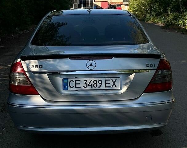 Сірий Мерседес Е-Клас, об'ємом двигуна 3 л та пробігом 359 тис. км за 9500 $, фото 4 на Automoto.ua