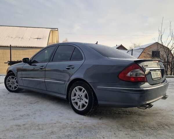 Серый Мерседес Е-Класс, объемом двигателя 1.8 л и пробегом 260 тыс. км за 7700 $, фото 8 на Automoto.ua