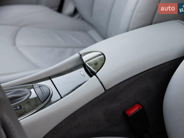 Серый Мерседес Е-Класс, объемом двигателя 3 л и пробегом 100 тыс. км за 13900 $, фото 30 на Automoto.ua