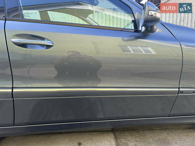 Серый Мерседес Е-Класс, объемом двигателя 2.15 л и пробегом 249 тыс. км за 13100 $, фото 12 на Automoto.ua