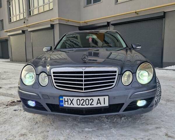 Серый Мерседес Е-Класс, объемом двигателя 1.8 л и пробегом 260 тыс. км за 7700 $, фото 21 на Automoto.ua