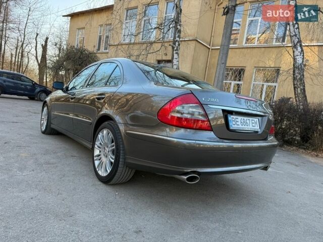 Сірий Мерседес Е-Клас, об'ємом двигуна 3 л та пробігом 192 тис. км за 10500 $, фото 27 на Automoto.ua