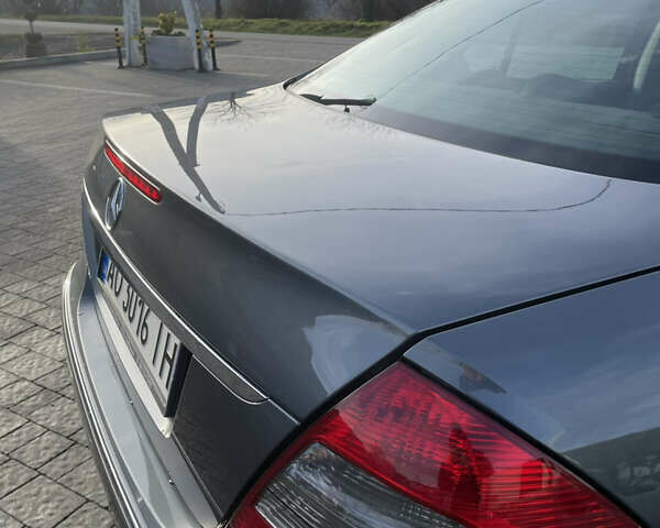 Серый Мерседес Е-Класс, объемом двигателя 2.15 л и пробегом 249 тыс. км за 13100 $, фото 21 на Automoto.ua