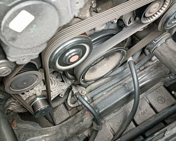 Серый Мерседес Е-Класс, объемом двигателя 2.15 л и пробегом 259 тыс. км за 10400 $, фото 36 на Automoto.ua