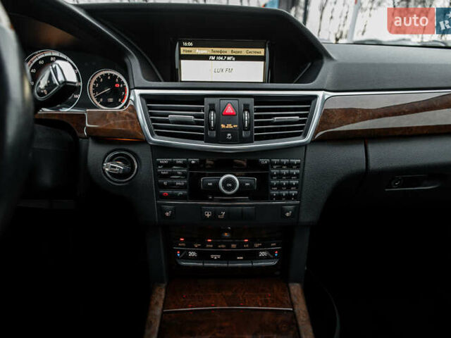 Серый Мерседес Е-Класс, объемом двигателя 3.5 л и пробегом 139 тыс. км за 15500 $, фото 38 на Automoto.ua