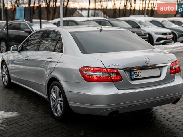 Серый Мерседес Е-Класс, объемом двигателя 3.5 л и пробегом 139 тыс. км за 15500 $, фото 9 на Automoto.ua