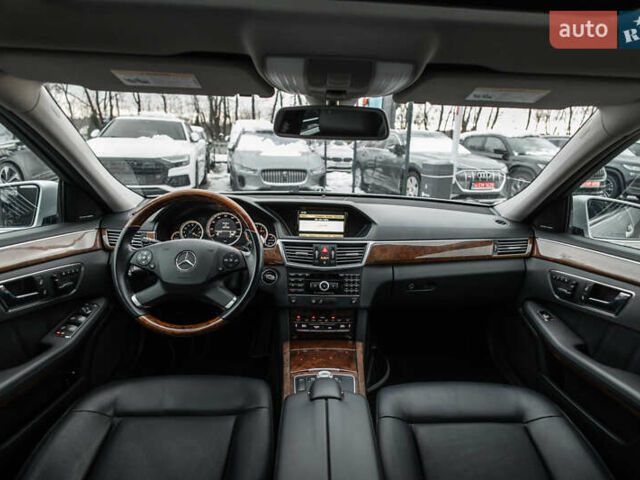 Серый Мерседес Е-Класс, объемом двигателя 3.5 л и пробегом 139 тыс. км за 15500 $, фото 19 на Automoto.ua