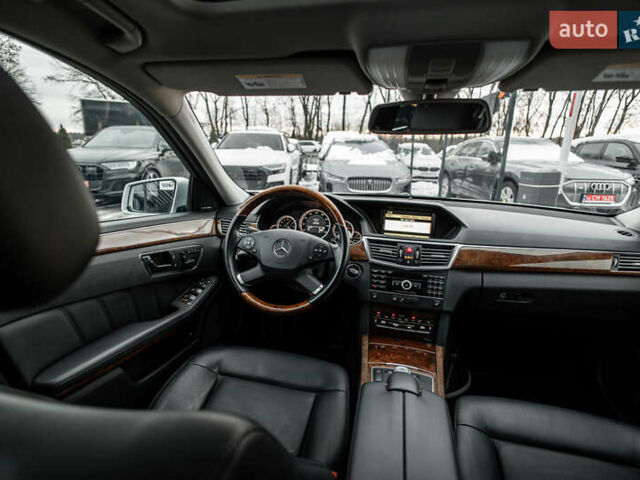 Серый Мерседес Е-Класс, объемом двигателя 3.5 л и пробегом 139 тыс. км за 15500 $, фото 21 на Automoto.ua